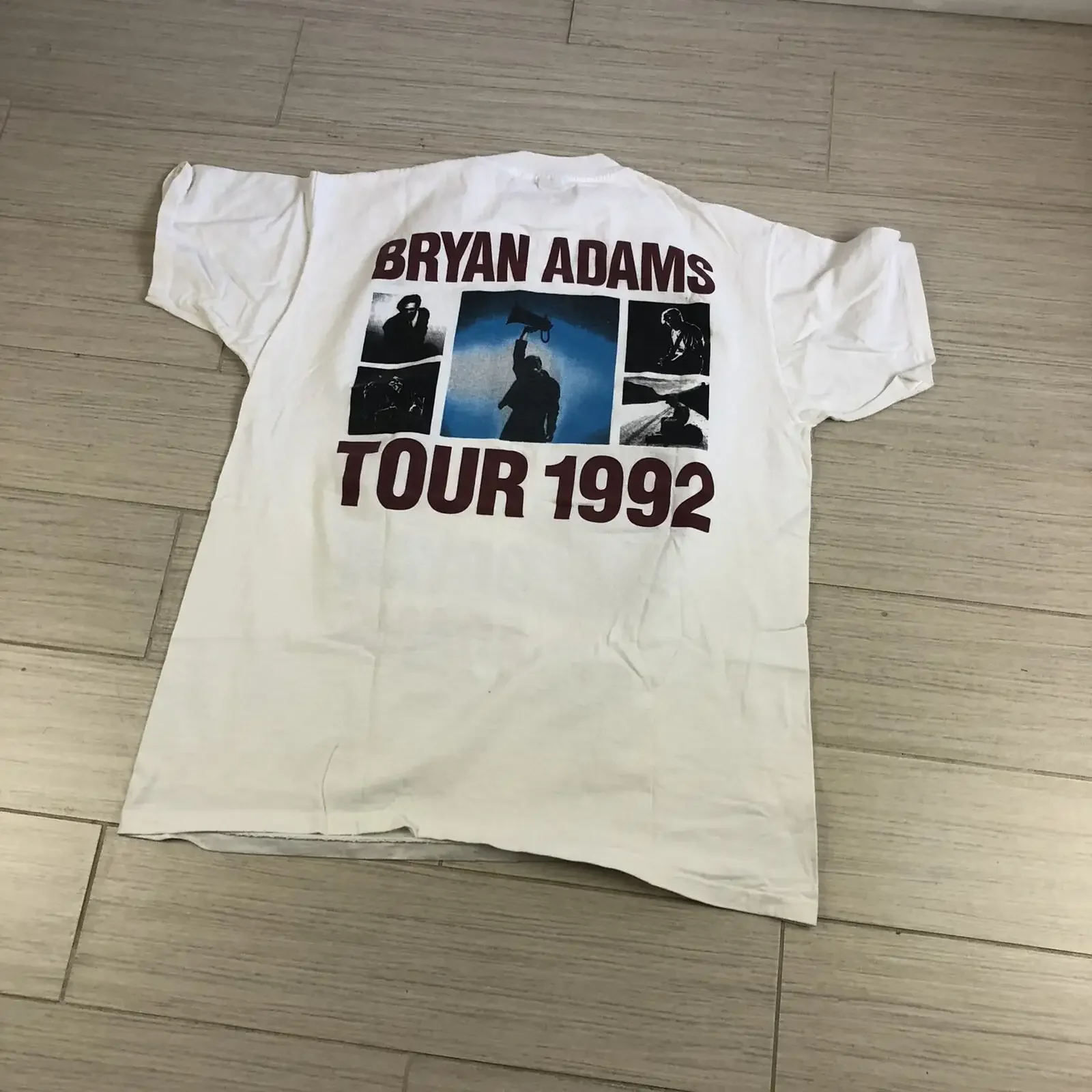 Vintage T Shirt BRYAN ADAMS 'Tour World' 1992 Tour Size XXLarge vintage Washed Versatile designer clothes Stylish