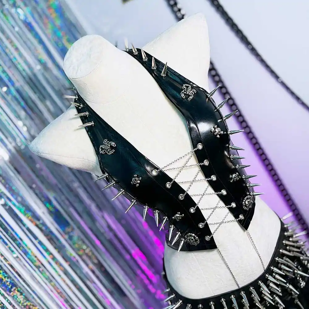 

Fashion Revival Goth Teen Spike Studded Rivet Emo Chain E-Girls Skull Fairy Grunge Punk Rock Harajuku Y2K Halter Camisole TOPS