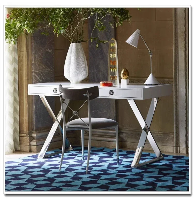 Cômoda simples e moderna com destaque tinta de piano