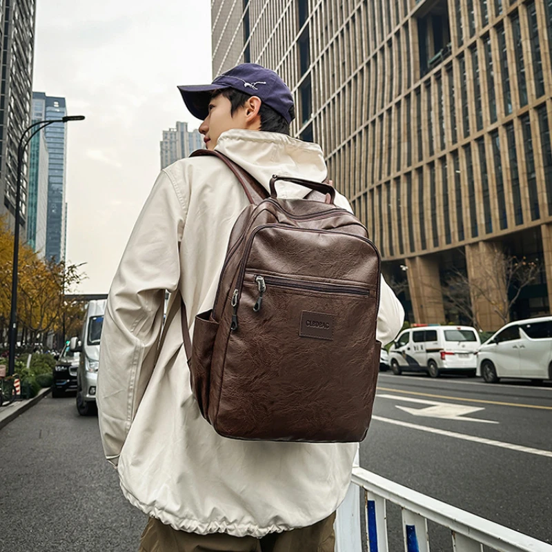 حقيبة ظهر خفيفة الوزن متعددة الجيوب - حزمة واسعة للمشي لمسافات طويلة في الهواء الطلق للرجال والنساء، مقاومة للماء