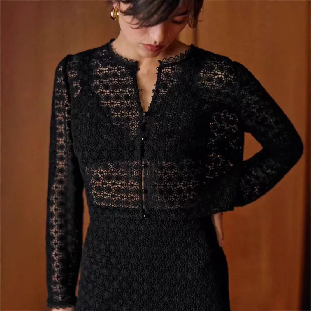 Sezanes fashion T-shirt French 2025 spring and summer new retro fashion crochet lace round neck shirt high waist half skirt