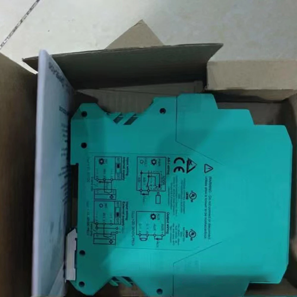 VBA-4E4A-KE-ZEJQ/E2L لحاجز الأمان Pepperl + Fuchs