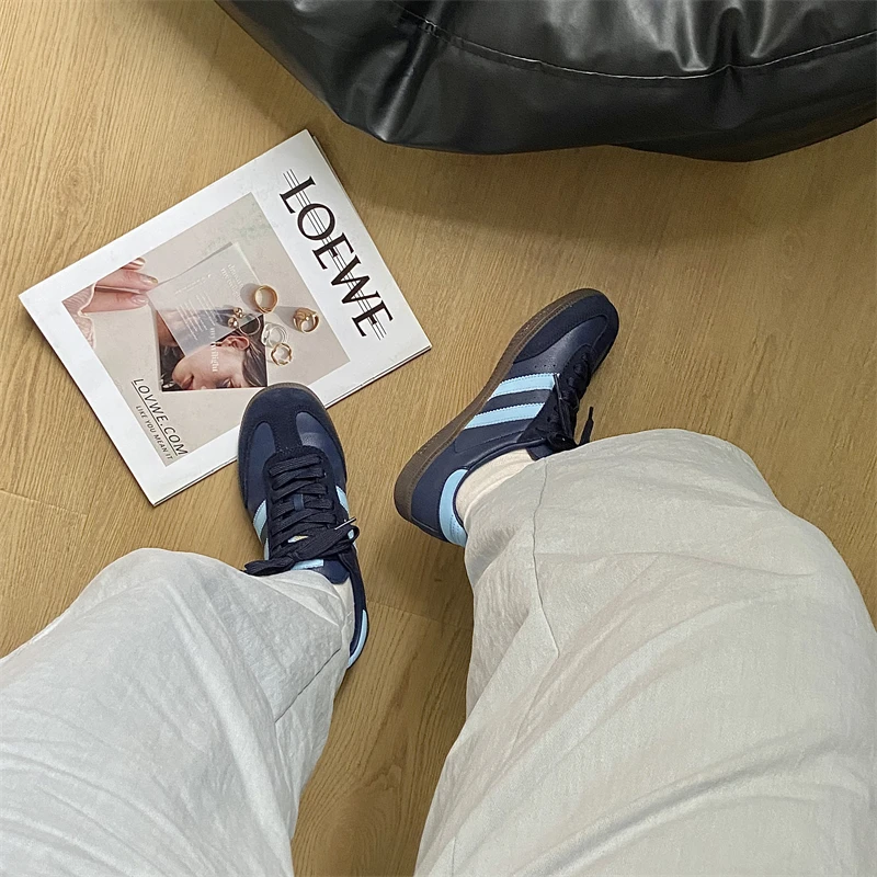 

Ladies Lace-Up Casual Sports Shoes Lightweight Non-Slip Rubber Sole Perfect for Fitness Outdoor