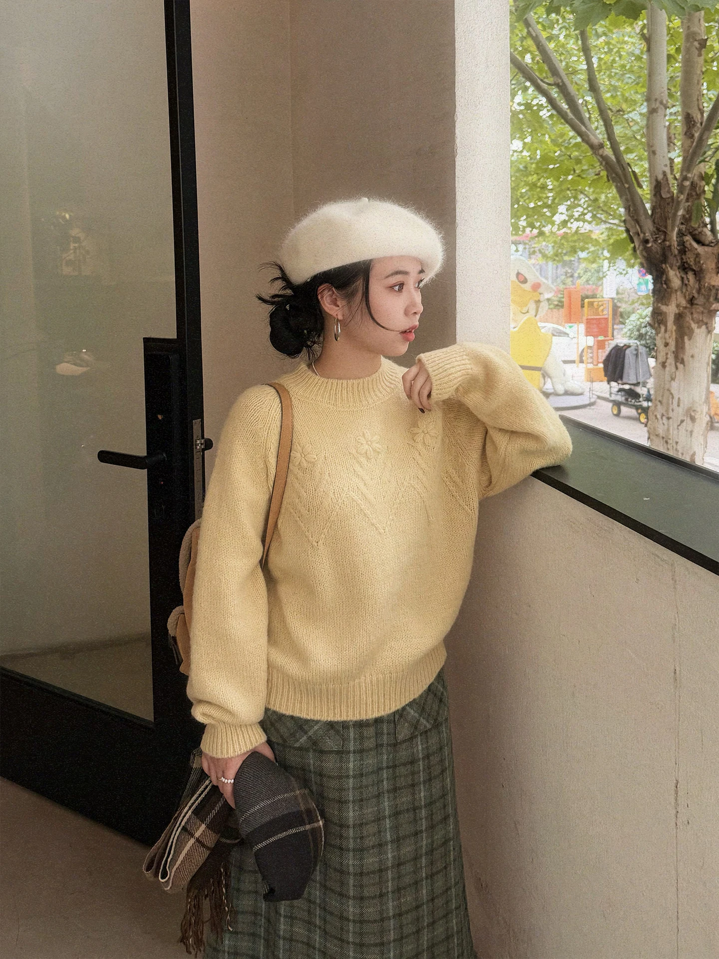 

Ретро-свитер женский вязаный с круглым вырезом, осенне-зимний, свободный, шерстяной, с цветочной вышивкой, теплый, мягкий, маленький размер