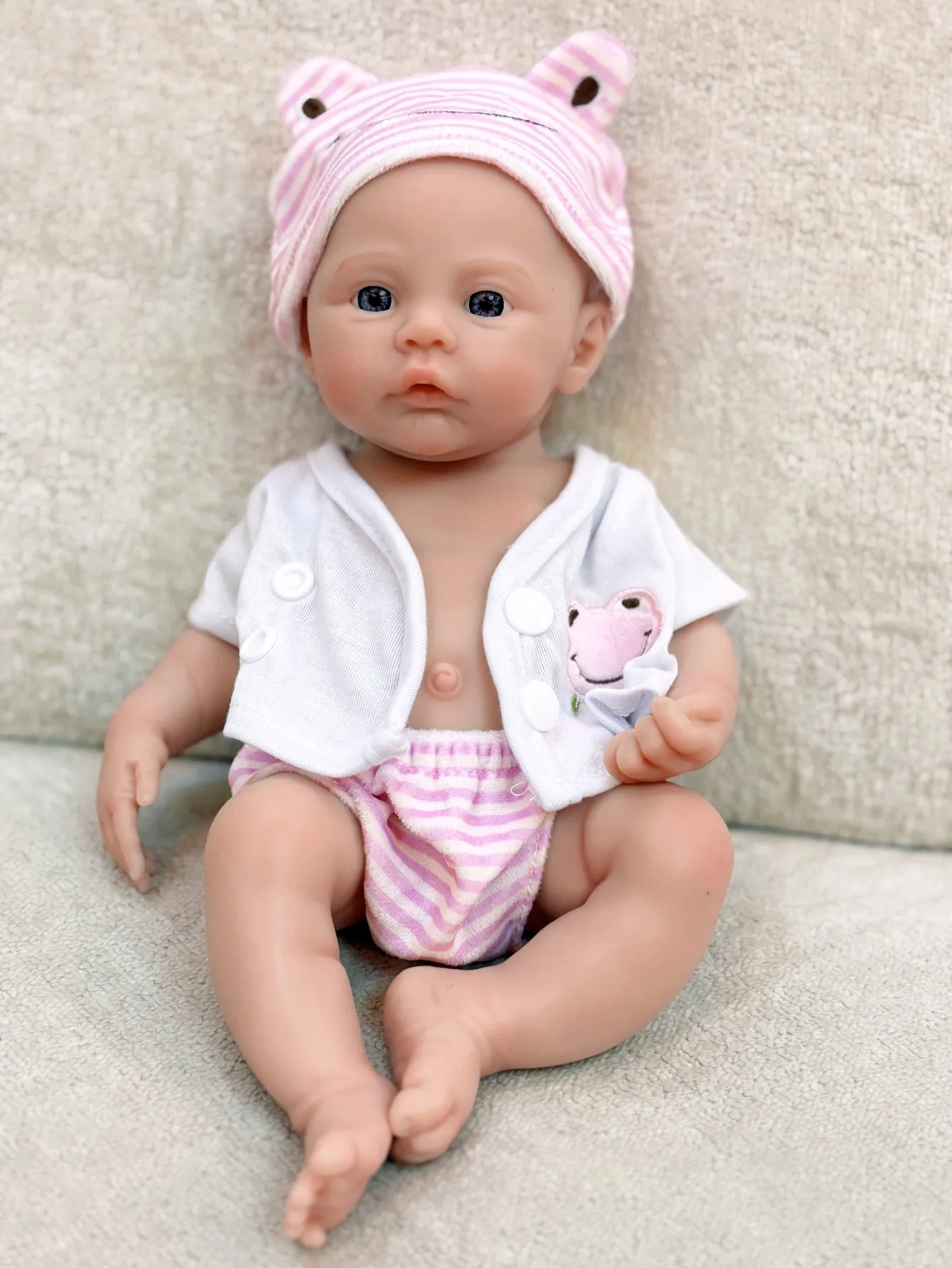

Aizwa1 13 Inch Handmade Lifelike Soft Bebe Newborn Baby Girl Doll - Ideal for Birthday Gifts