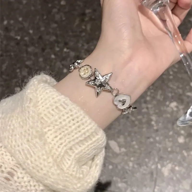 Y2K Retro Style Silvery Star Heart Button Chain Woman Bracelet Fashion Versatile Girls Exquisite Hand Jewelry Accessories Gift