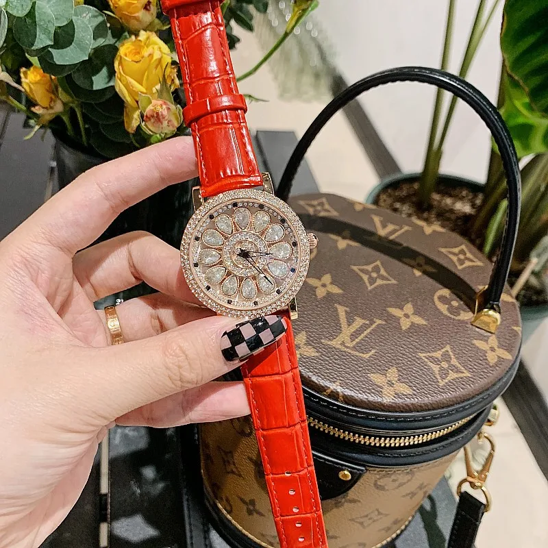 Luxury Rhinestone Genuine Leather Ladies Watch Fashion Creative Rotating Big Dial Waterproof Party Gift Watch Relogio Feminino