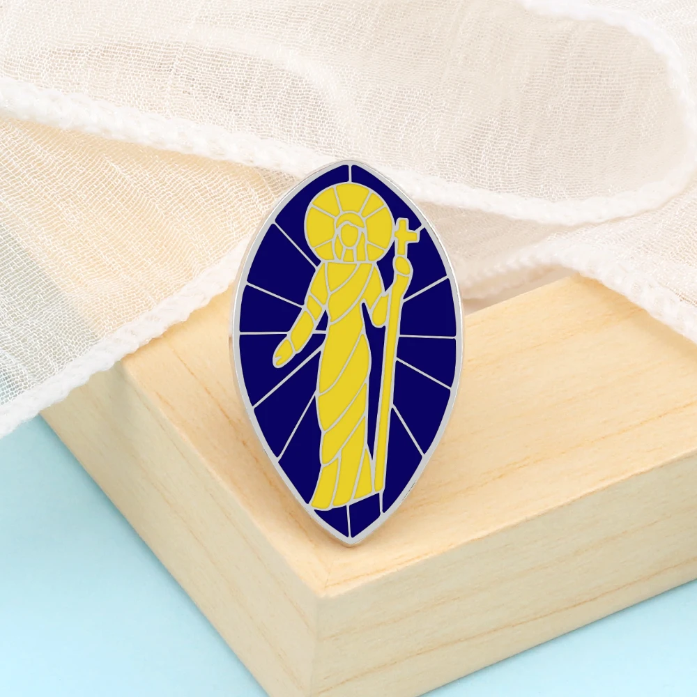 Classic Goddess Statue Brooch Symbol Justice Freedom Oval Enamel Pin Fashion Custom Bag Badge Lapel Pins Jewelry Gift for Friend