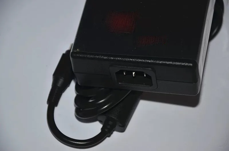 A11-200P1A AD-20019 200W 19V 10.5A AC Adapter Charger for SAMSUNG Power Supply BA44-00280A ​AA-PA2N200 ​A200A002L OEM