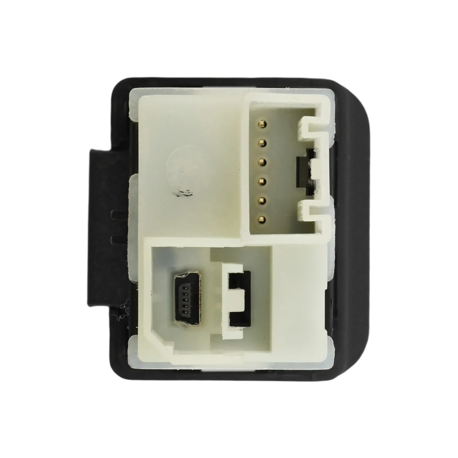 

Car Charger 12V Socket USB Socket Practical And Reliable Easy Installation Made Of ABS Material OEM Number 20868796