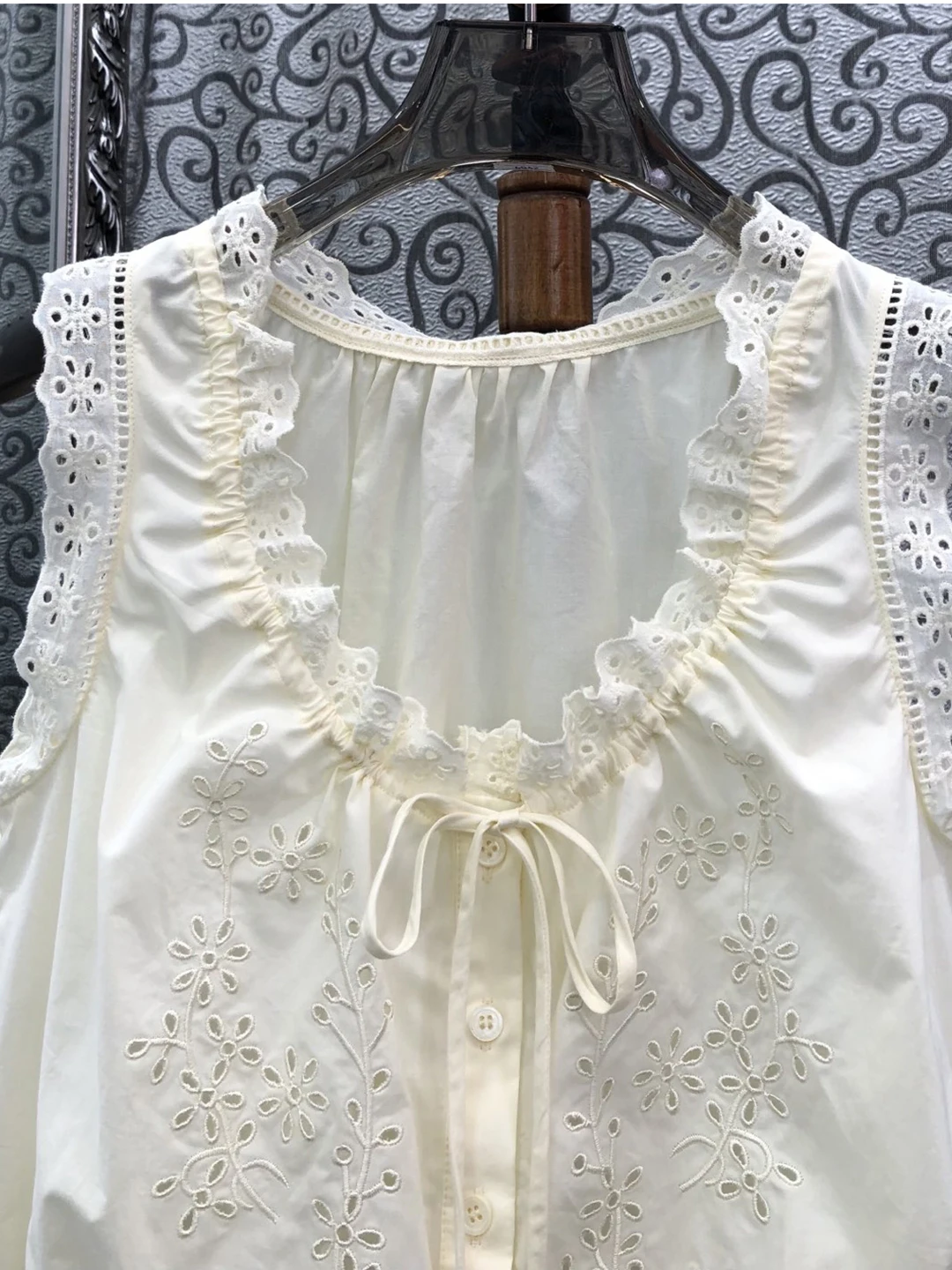 Milan Small Town Retro Pure Co - огляд і ціна Street Fashion Milan