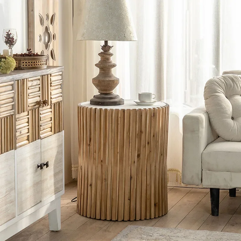 Wabi-sabi retro, mesa redonda pequeña de madera maciza antigua, mesa de centro de balcón B, sofá de sala de estar