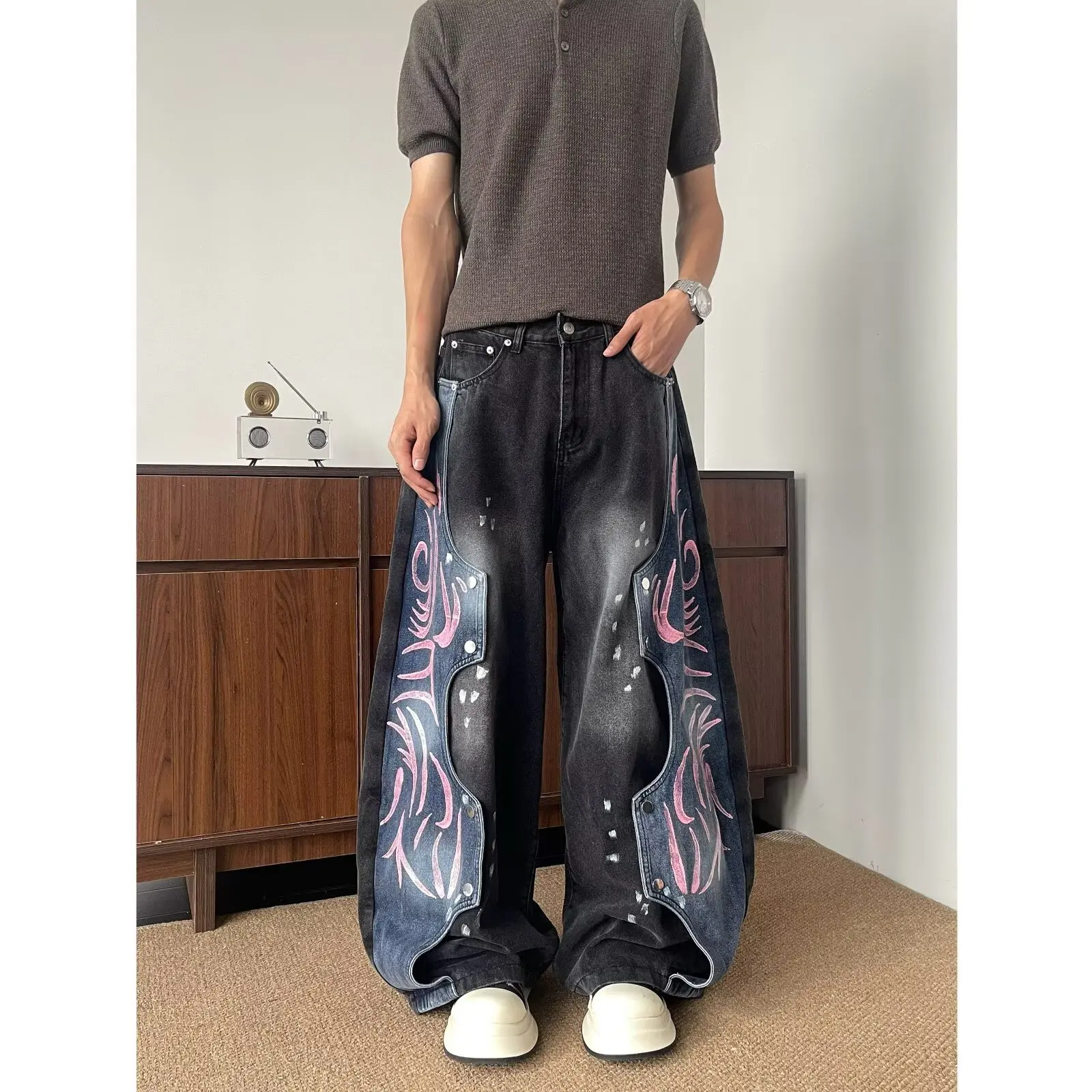 Men Vintage Washed Black Gray Jeans Paint Splatter Design Baggy Denim Pants Straight Leg Streetwear Fashion