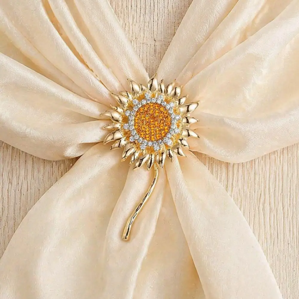 Electroplated Brooch Rhinestone Sunflower Brooch Pin Golden Flower Lapel Pin Women’s Clothing Accessory Gift for Suit Dress