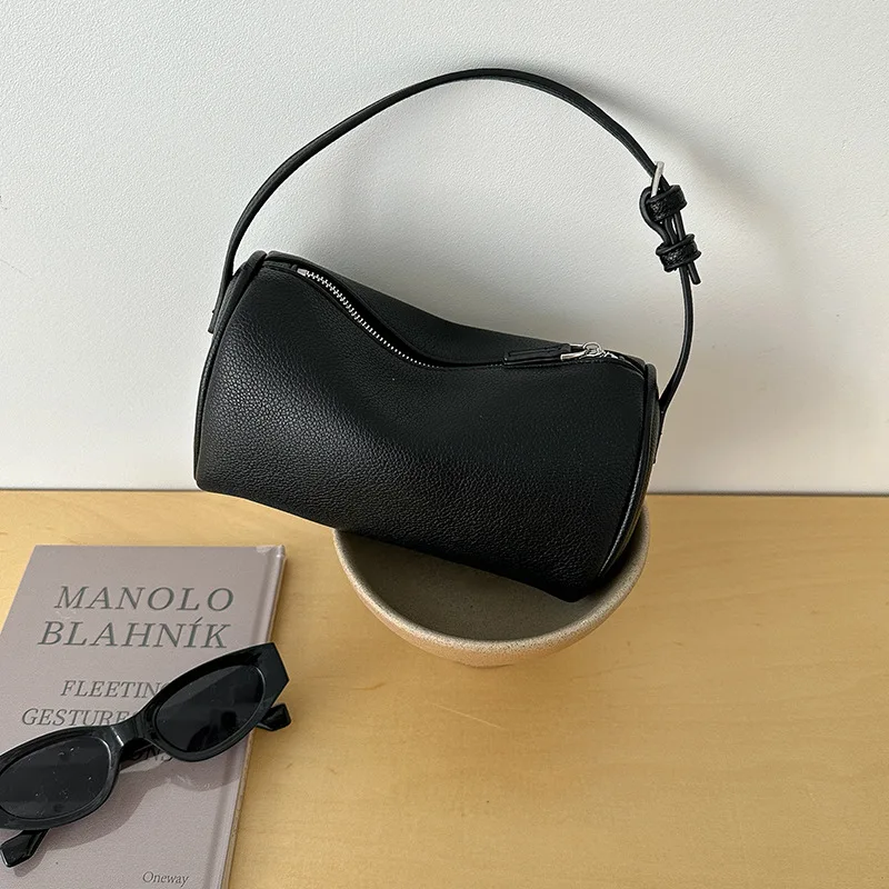 

Korean version niche design mini simple messenger cylinder bag 2025 spring and summer new minimalist lychee pattern handbag