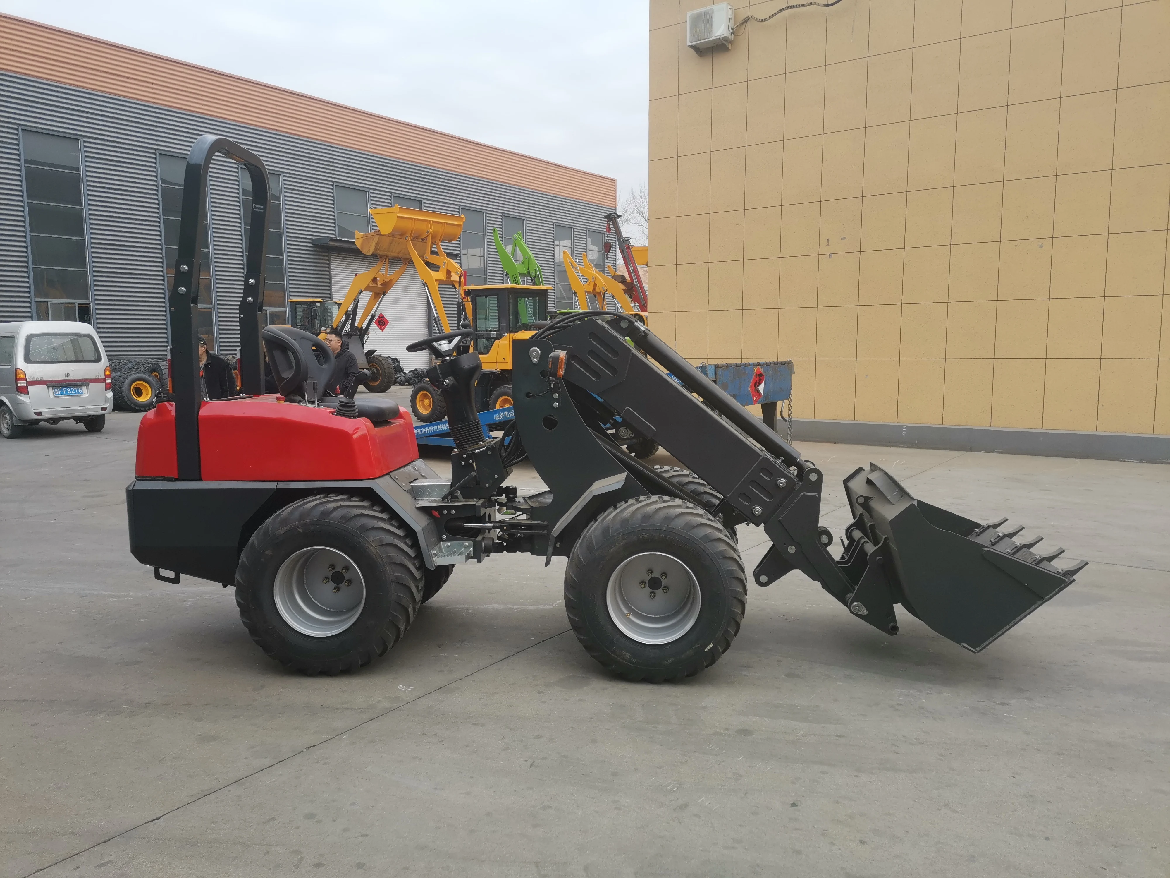 حار بيع CE المعتمدة لرافعة عجلات الديزل تسليم سريع جرافة ذراع تلسكوبي الساخن بيع