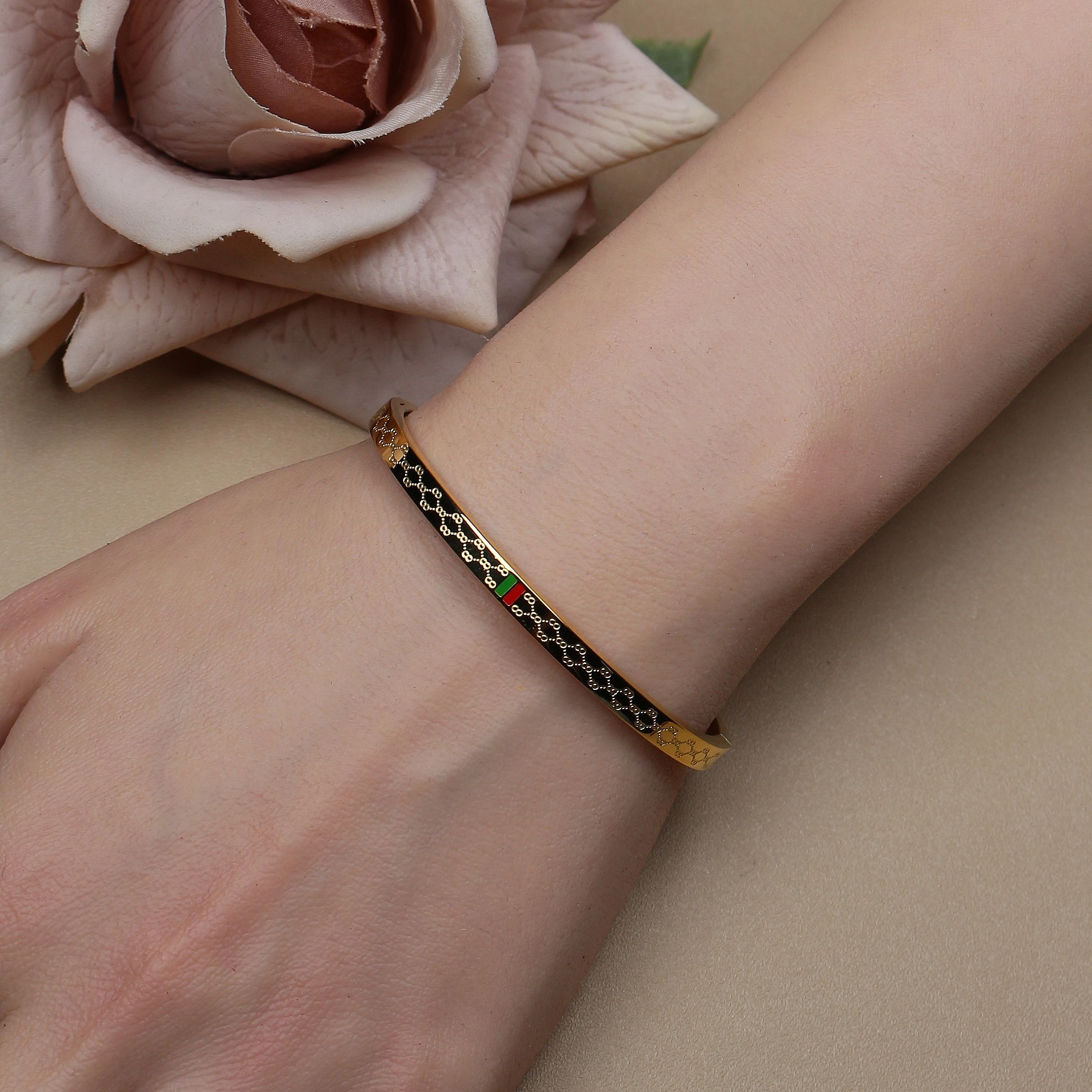 18 K Gold Plated Stainless Steel  55 MM Red/Green Bangles  , Fashionable Jewelry For Men And Women Wholesale view 5