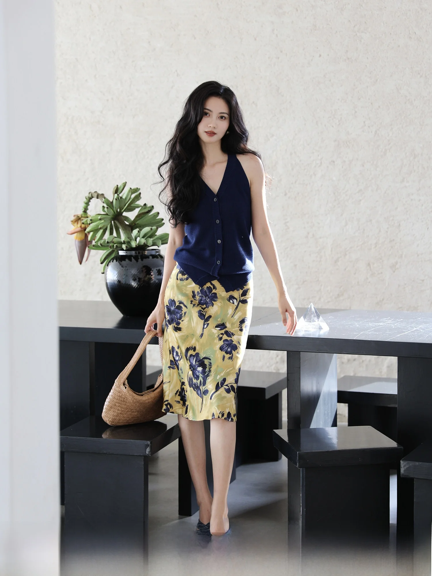 

Женский летний вязаный жилет TAIYANG OFFICE с V-образным вырезом и открытыми плечами, элегантный кардиган-топ для офиса