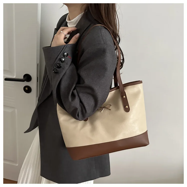 

Женская сумка из искусственной кожи с милым бантом и цветным столкновением, большая вместительная женская сумка на одно плечо, сумка-тоут для отдыха и путешествий