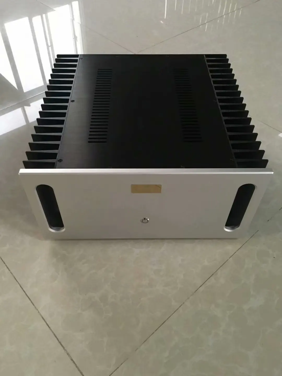 Amplificador de potência Golden Teleos 600, versão combinada, 2023, 350W, 8Ω