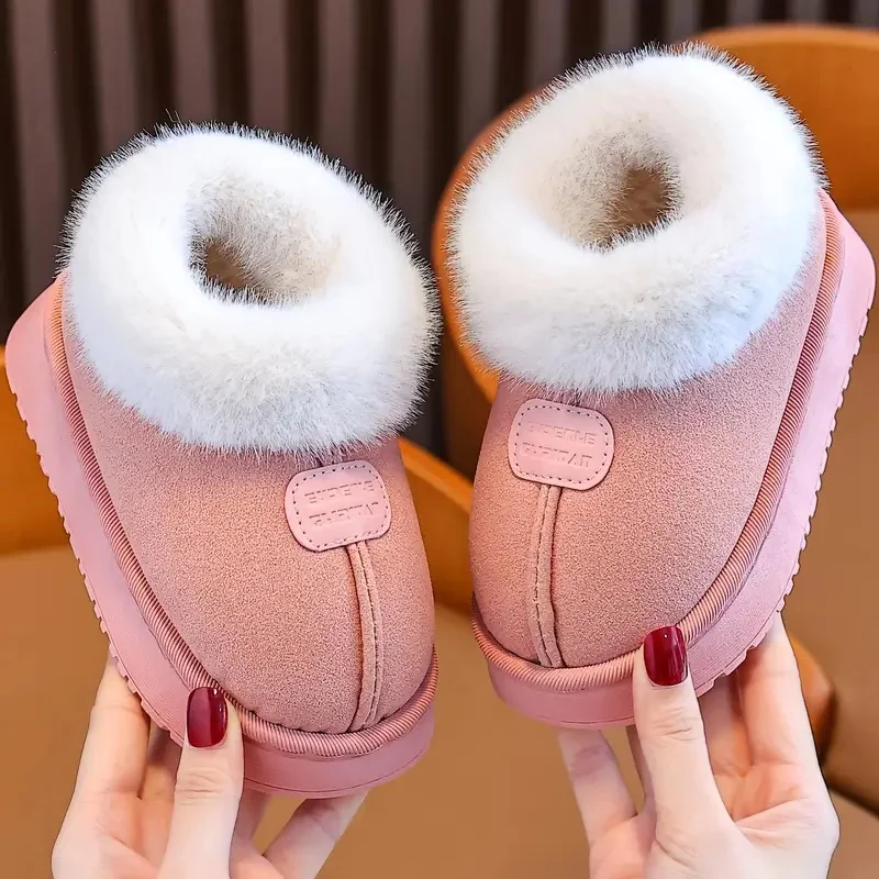 أحذية شتوية دافئة للأولاد والبنات شباشب قطنية للأطفال أحذية ثلج ناعمة من القطيفة للاستخدام الخارجي مسطحة القاع ومضادة للانزلاق أحذية أطفال مريحة