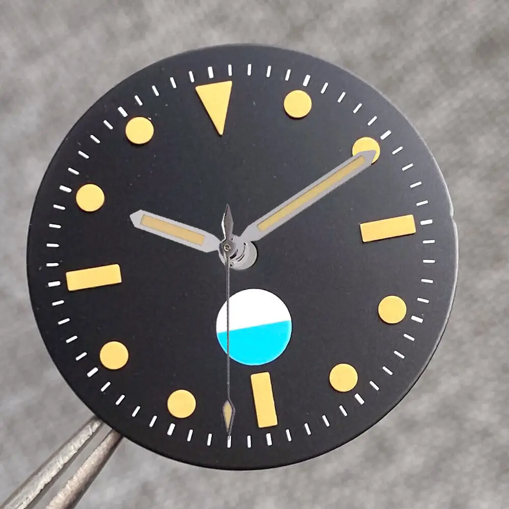 Quadrante luminoso nero da 29 mm adatto al movimento NH35 NH36 2824 SKX007 stile 50-Fathoms