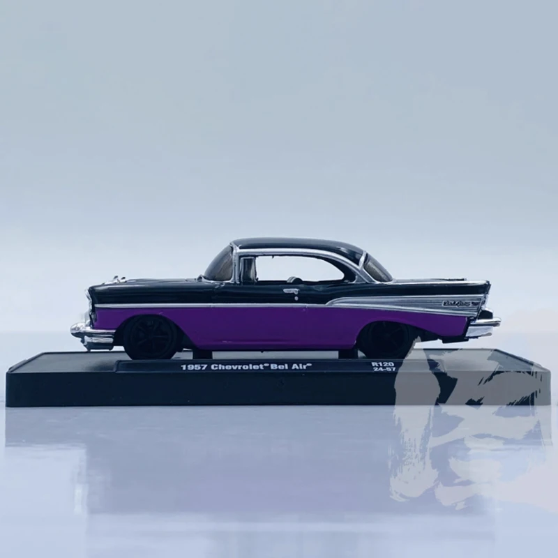 Diecast M2 Machines 1: 64 Scale 1957 1973 Bel Air​ Vintage Car