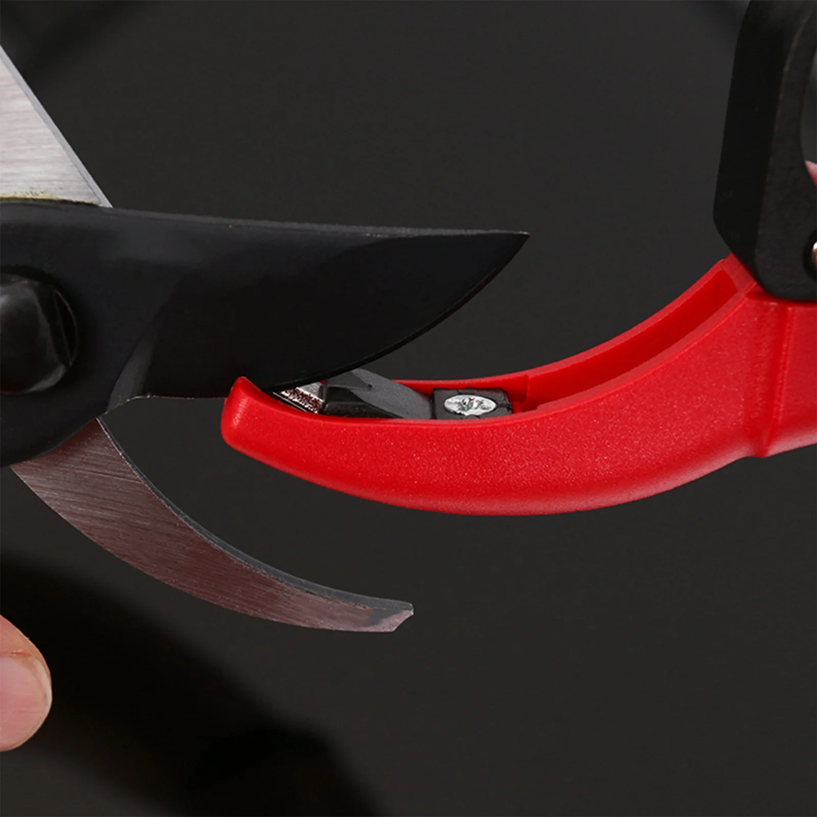 Professional Handheld Pruner Tool For Garden Scissors Lawnmower Blades Secateurs Loppers Hoes Scythes Pruning Shears