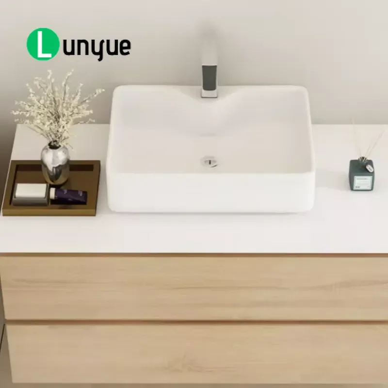 Modern Multi Layer Solid Wood Wall Mounted Bathroom Cabinet Eco Friendly Durable Storage for Home Hotel Use ODM