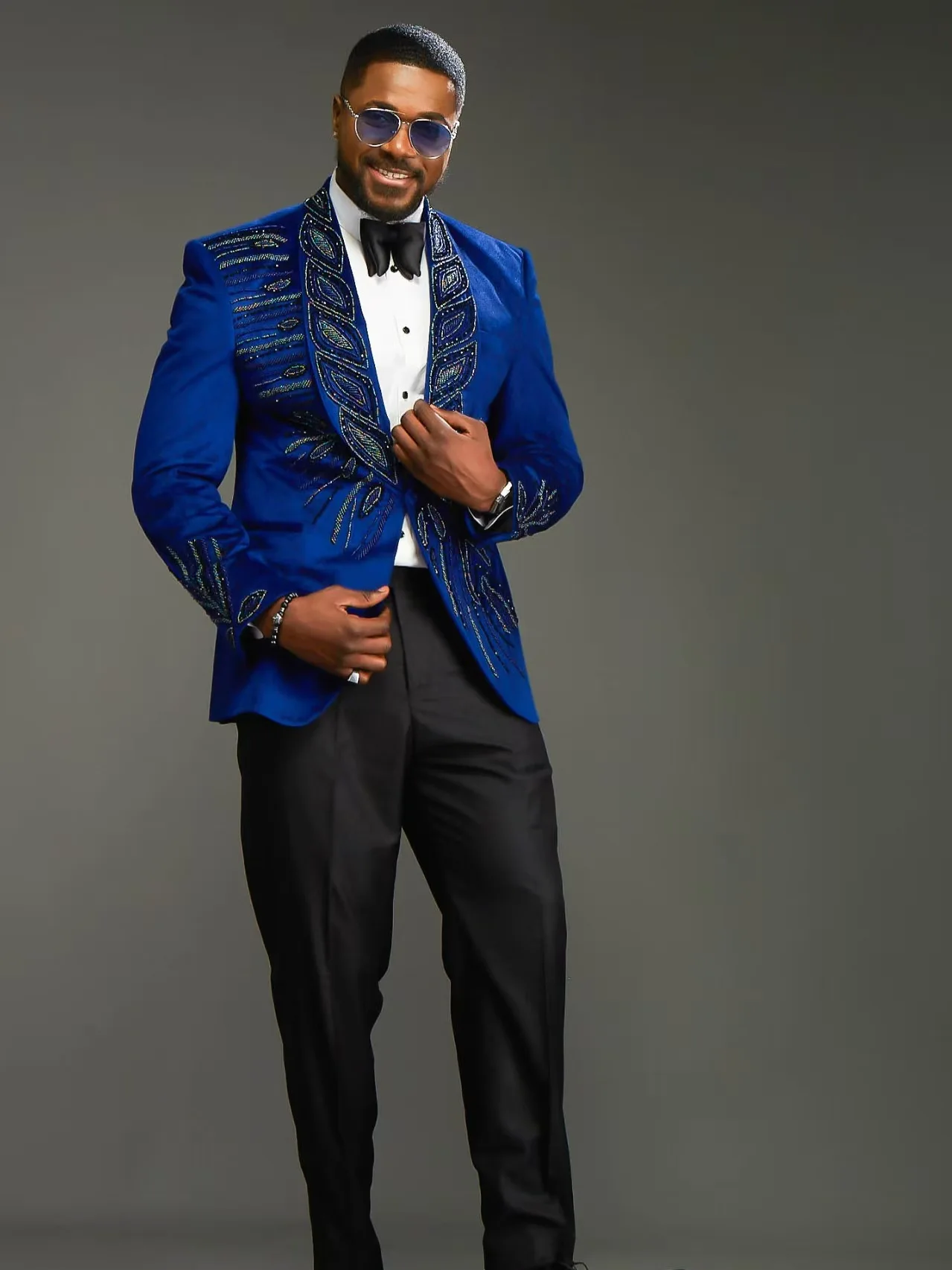 

Royal Blue Men Suits 2 Piece Blazer+Black Pants Cotton Luxury Crystals Stone Wedding Tuxedo Coat Customized Formal Office Jacket