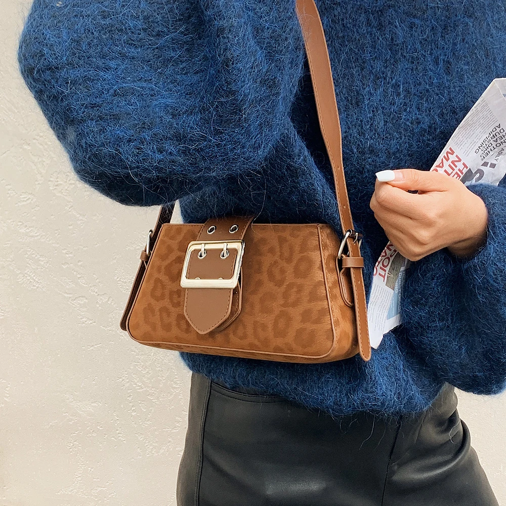 Fashion Delicate Leopard One Shoulder Bag Women New High Grade Buckle Zipper Armpit Bags Chic Shopping Commute Underarm Packs