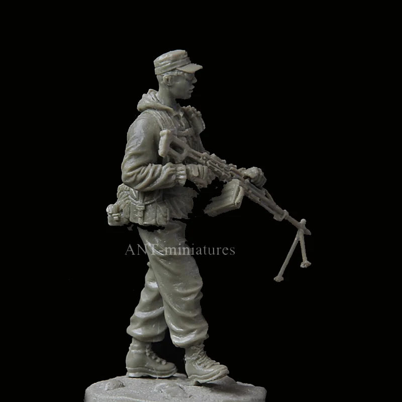 

Наборы фигурок из смолы 1/35, тематика: военная тематика, в разобранном и неокрашенном виде, 252RLC