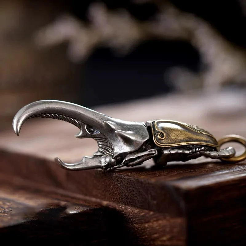 Tier-Insekten-Schlüsselanhänger mit langem Schnabel, Käfer-Schlüsselanhänger aus Messing, multifunktionaler Flaschenöffner, Auto-Schlüsselanhänger, exquisites Geschenk für Männer – Detail 3