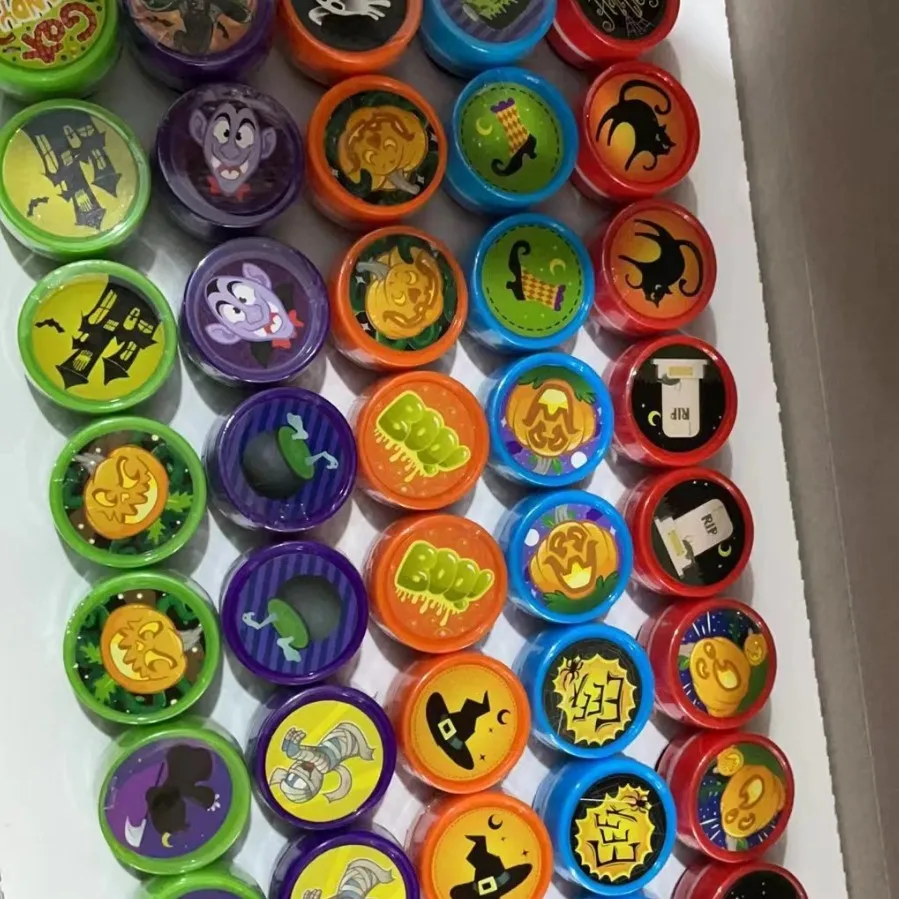 10 stuks Halloween stempels voor kinderen, zelfinktende stempels verjaardagscadeau, feestartikelen, leraar stempels ﻿ Prijzen Carnaval Stampers Beloningen