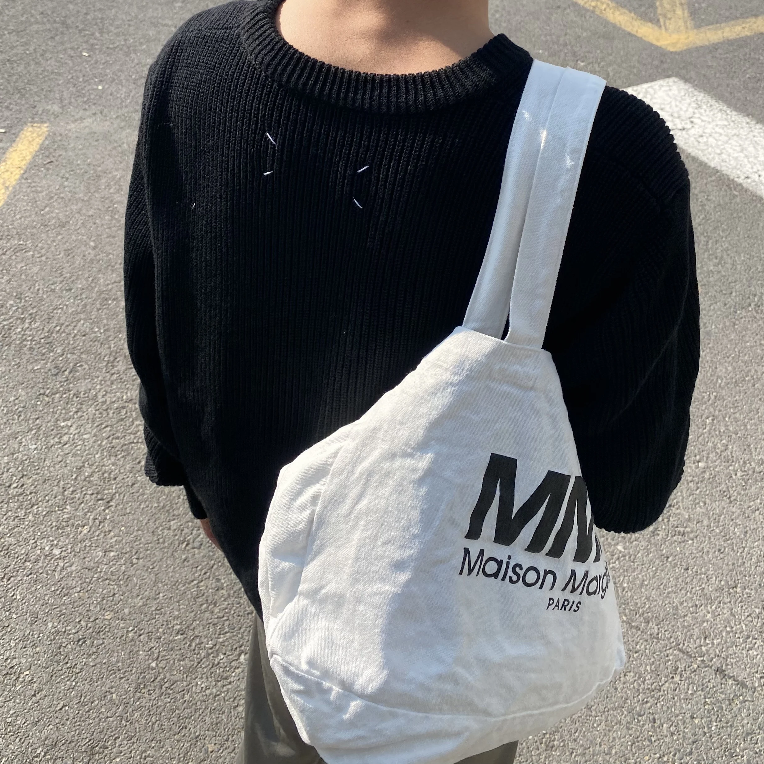 MM Style 21AW New Four Corner Stitching Wool Round Neck Black Pullover Men's and Women's Versatile Knit Sweater