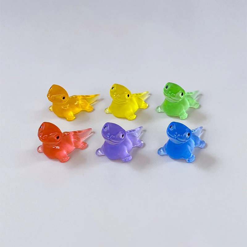 10Pcs Kawaii Luminous Lizard Cabrite Resin Charms Cartoon Animal Decoration Ornaments DIY Home Decoration Biżuteria Akcesoria