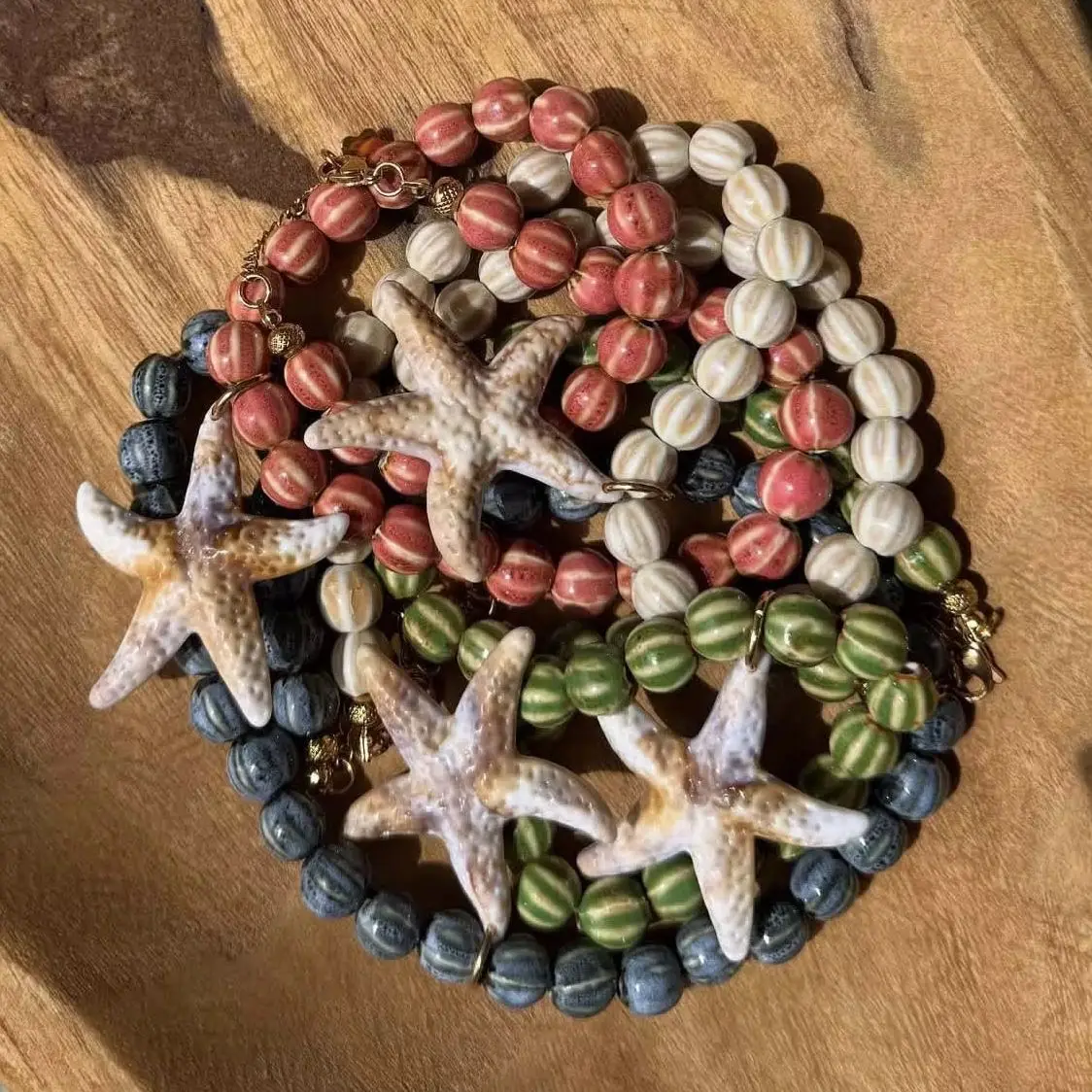 2026 European and American popular new high-temperature ceramic bead necklace with large resin starfish pendant wholesale