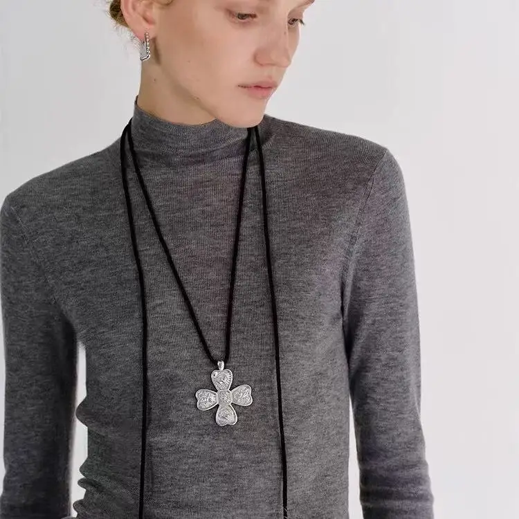 

Jenny&dave Cross Shaped White Gold Pendant With Leather Rope Collarbone Necklace