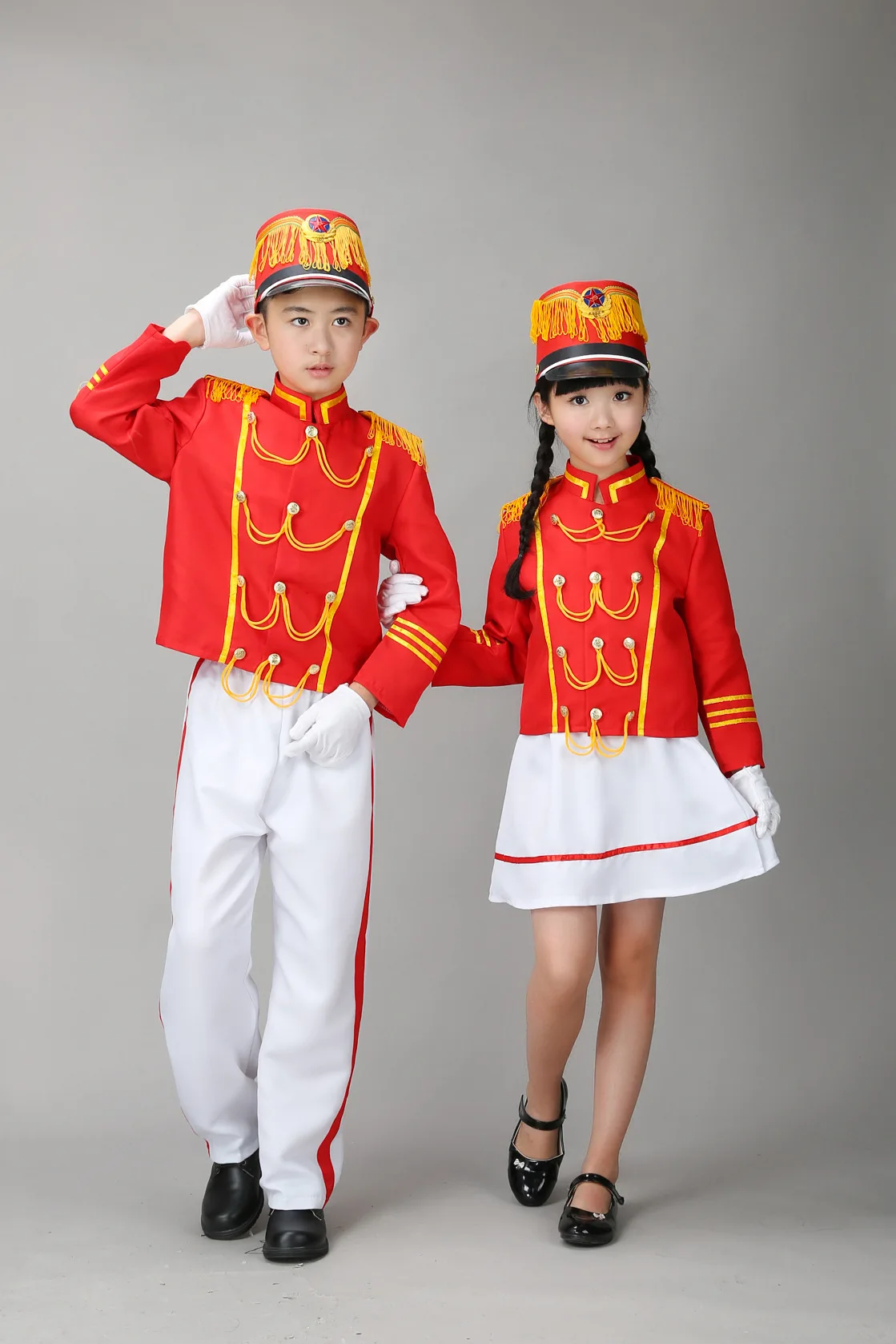 

Drummer uniforms for children's flag bearers, military drum bands, military honor guards, wind bands, and young pioneers