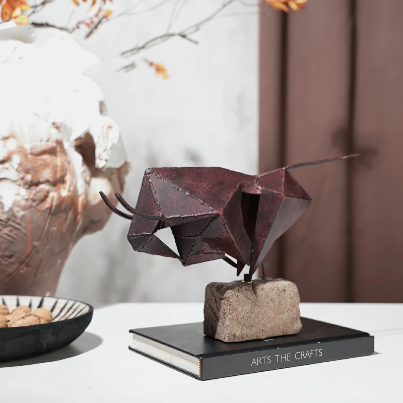 

Современное сварочное искусство из кованого железа, фигурки скульптуры для борьбы с быками, Рождественский подарок, домашний декор для рабочего стола, аксессуары, украшения