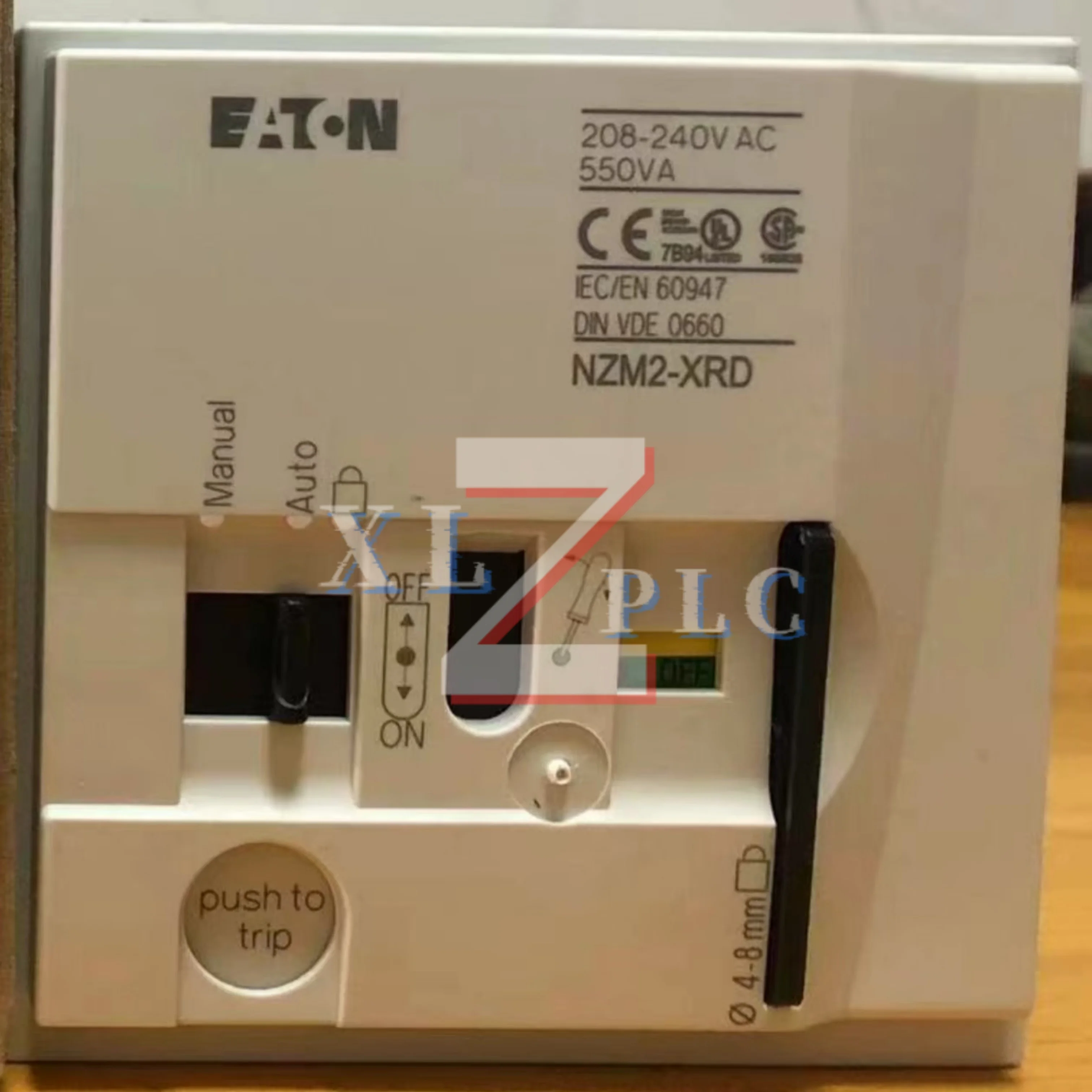 Interruttore automatico nuovo in scatola NZM3-XTVD NZM2-XRD208-240AC