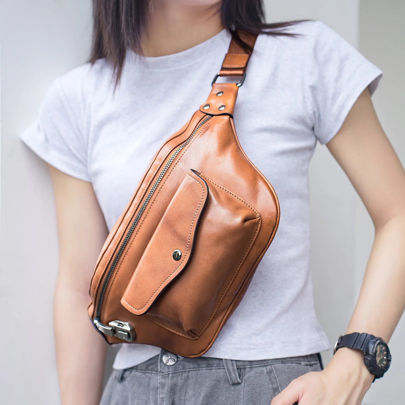 

Первый слой, нагрудная сумка из воловьей кожи, модный спортивный рюкзак большой емкости, противоугонная поясная сумка с кодовым замком для женщин, роскошная