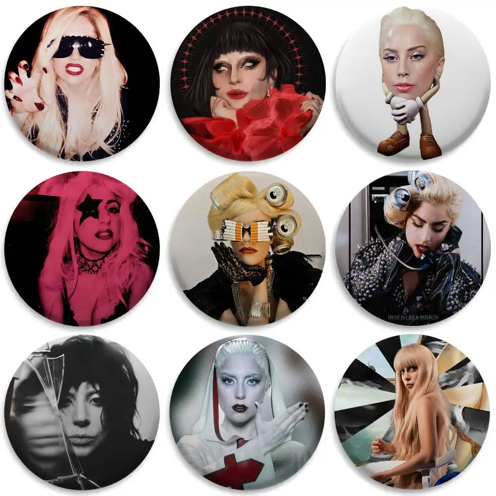 

Pop Singer L-Lady Gaga Badges Round Exquisite Badge Brooches Creative Pins For Clothes Hat Backpack Gift Accessories