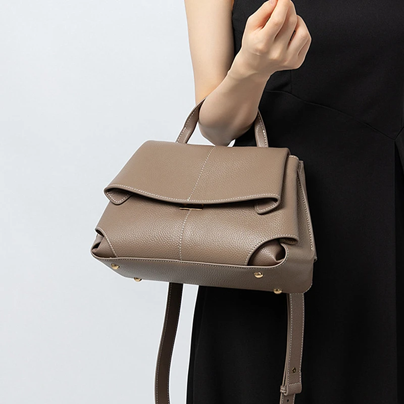 

Toptrends Cowhide Genuine Leather Soft Tote Handbags For Women New 2025 Luxury Designer Commuting Ladies Shoulder Crossbody Bags