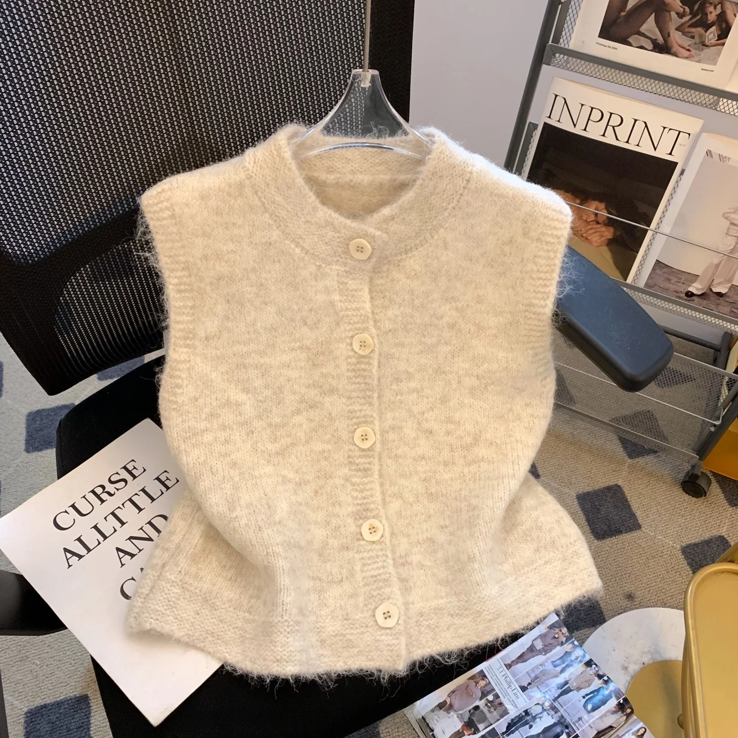 ay Camere Knitted Vest Women's Autumn Sle Casual Faion Soft Fabric ort Length Open Cardigan Girls Premium Feeling