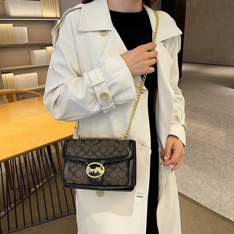 

2025 New! Premium Women's Fashion Retro Chain Bag, Ins All-match Crossbody/Single Shoulder Square Bag