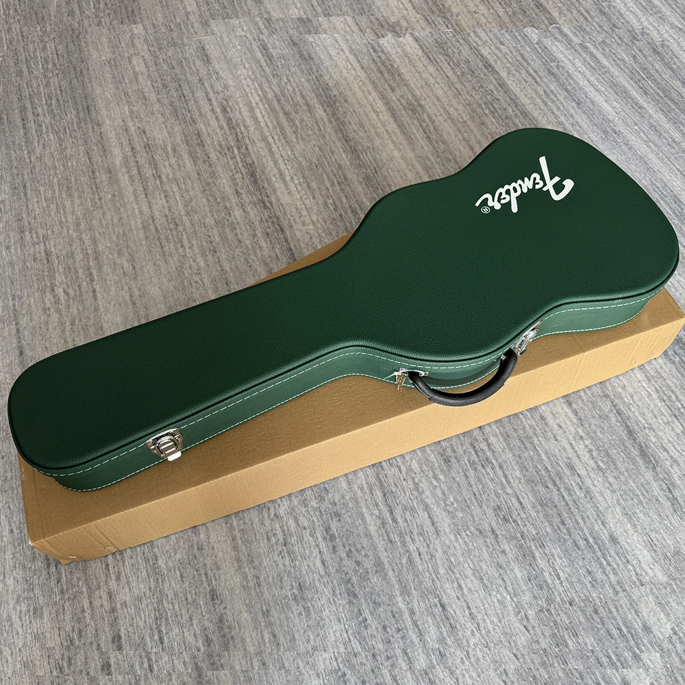 

High quality green hard guitar case for ST/TELE style guitars with black lining