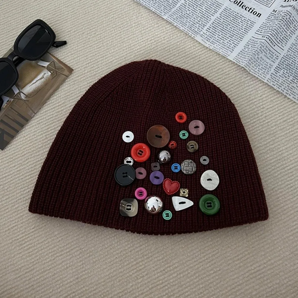 Colorful Button Beanie Hat Irregular Button-Decorated Elastic Knitted Hat Warm Protection Pullover Style Personality Cold Cap