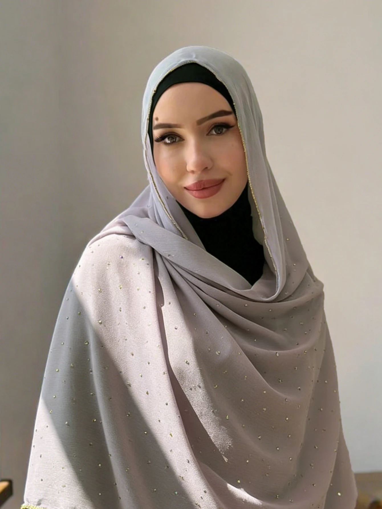 Bescheidener Muslimischer Chiffon-Hijab mit Strass und Goldreißverschluss, Islamischer Kopfschmuck für Frauen, Party, Hochzeit, Ramadan, Eid – Detail 1