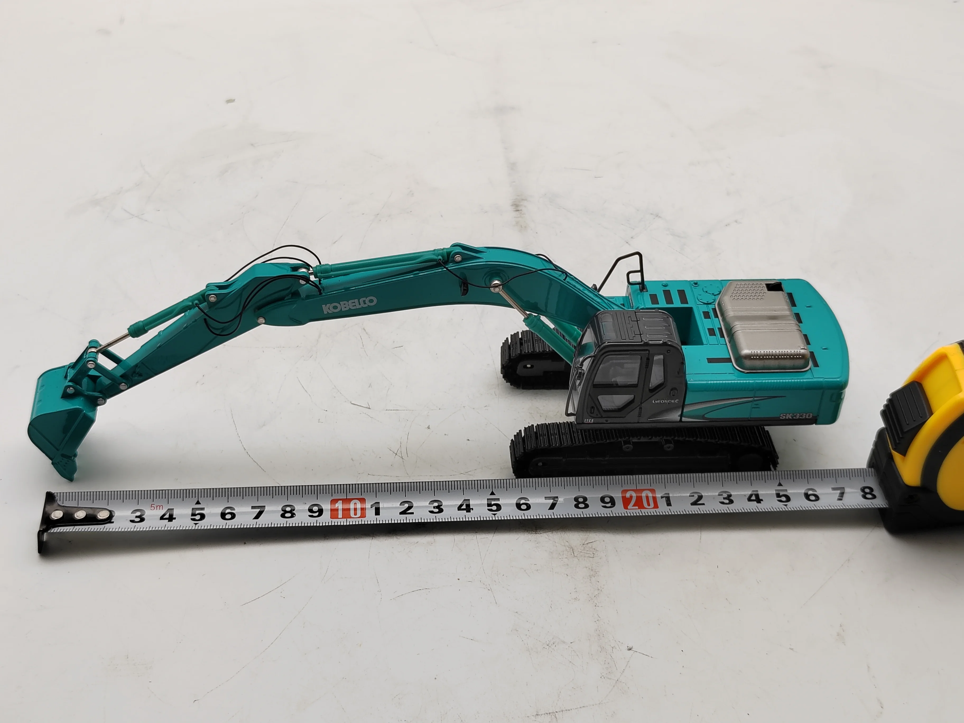 For Kobelco SK330 excavator model 1/50 truck model Diecast alloy metal Hydraulic Excavator truck model engineering truck toy